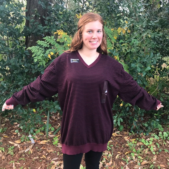 Claiborne Sweater - Picture 2 of 8